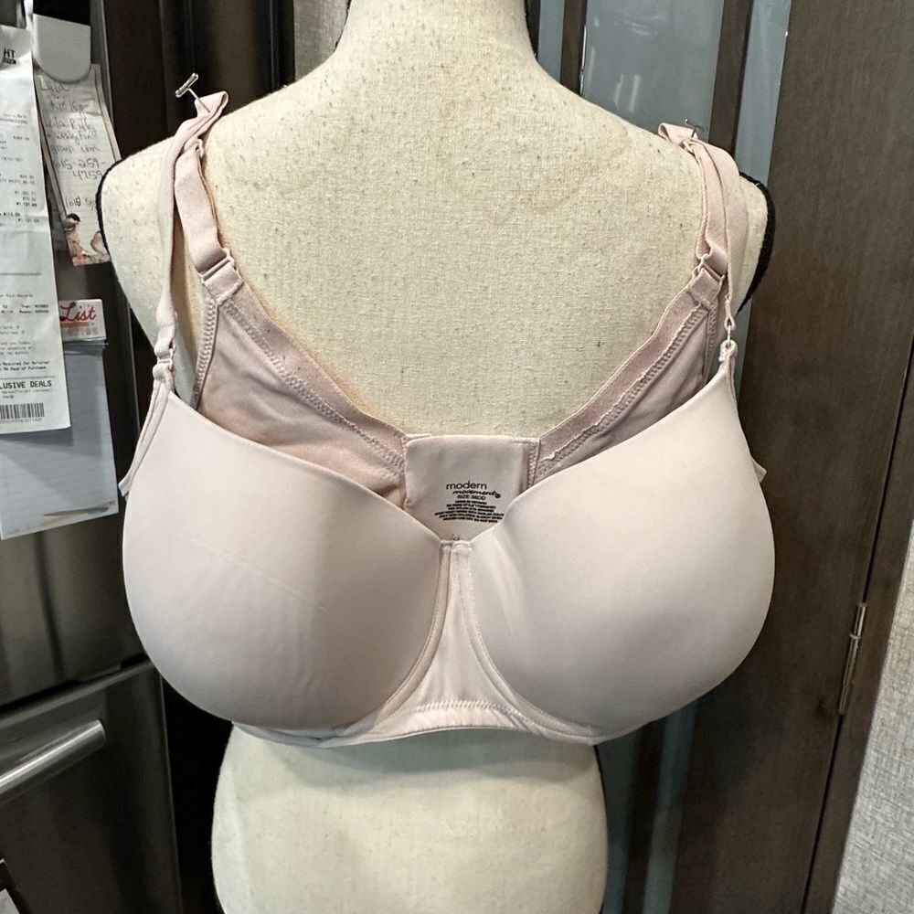 Modern Movement Women's Pink Bra 38DD